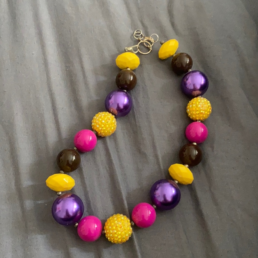 Bauble necklace